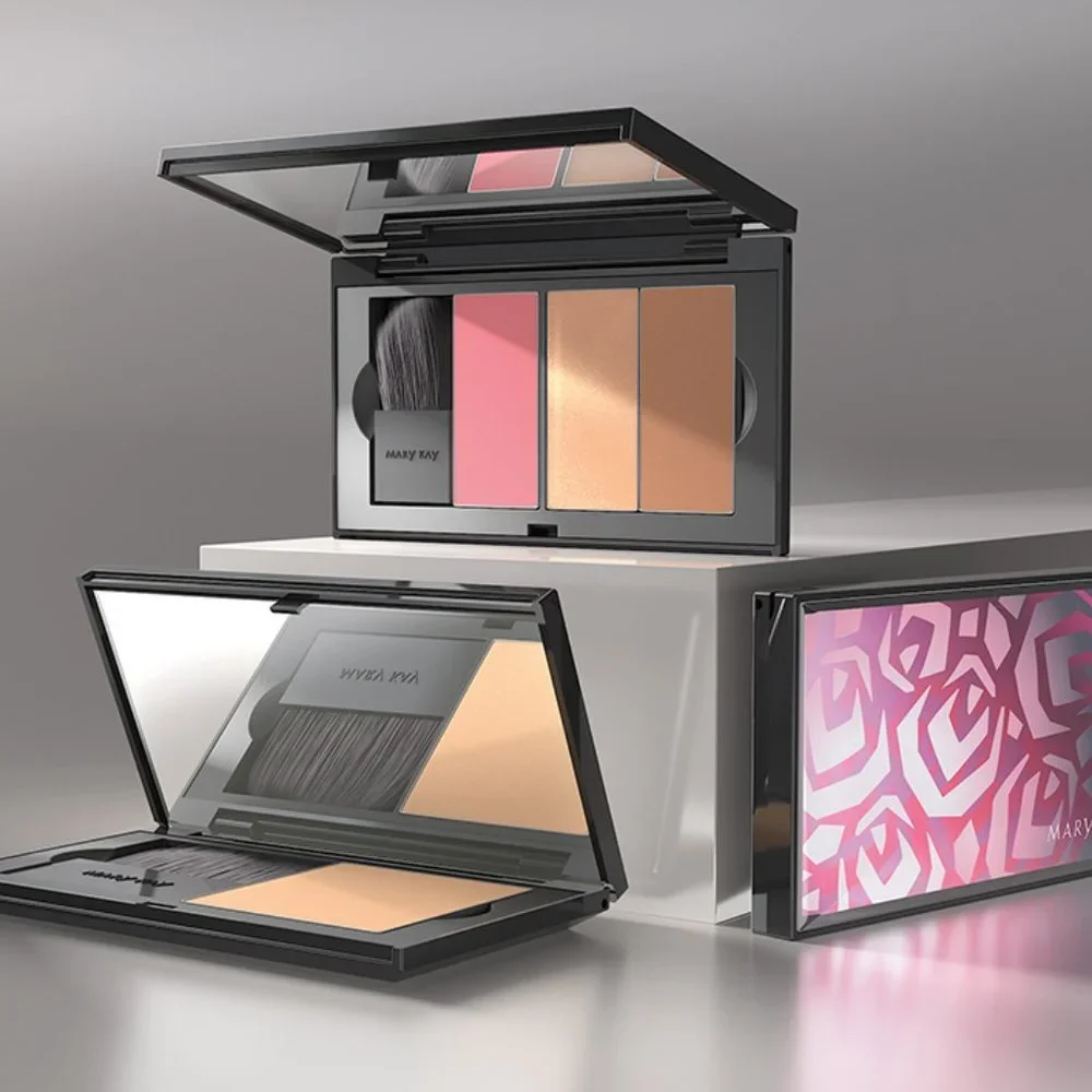 Compact - Purse Size - Perfect Palette by Mary Kay
